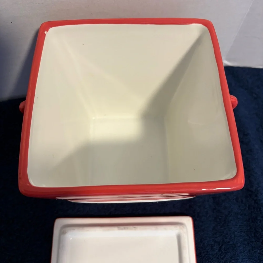 Vtg WCL 5” Ceramic Red Take Out Chinese Asian Food Takeout Box “Good Luck” Decor
